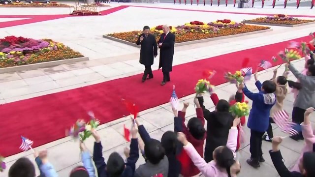 화동 열렬한 환영에 미소로 화답...팽팽한 신경전 [앵커리포트] / YTN