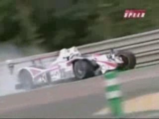 Lola crash au Mans course