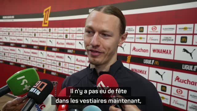 PSG - Safonov : "Il n'y pas eu de fête dans les vestiaires, mais ce titre est très important"