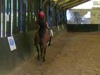 salome fait du cheval