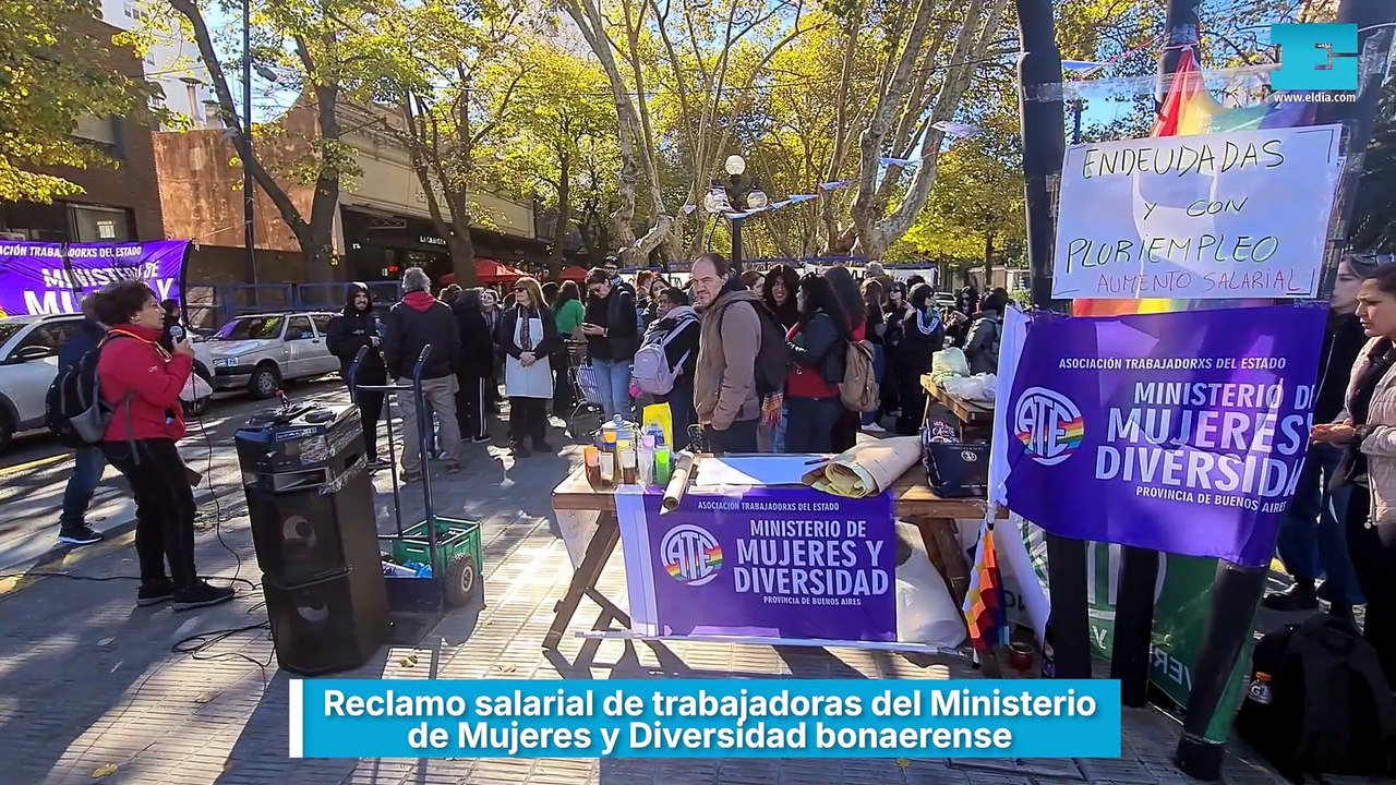 Reclamo salarial de trabajadoras del Ministerio de Mujeres y Diversidad bonaerense