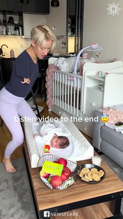 Mom with no arms shares her day to day life with her baby