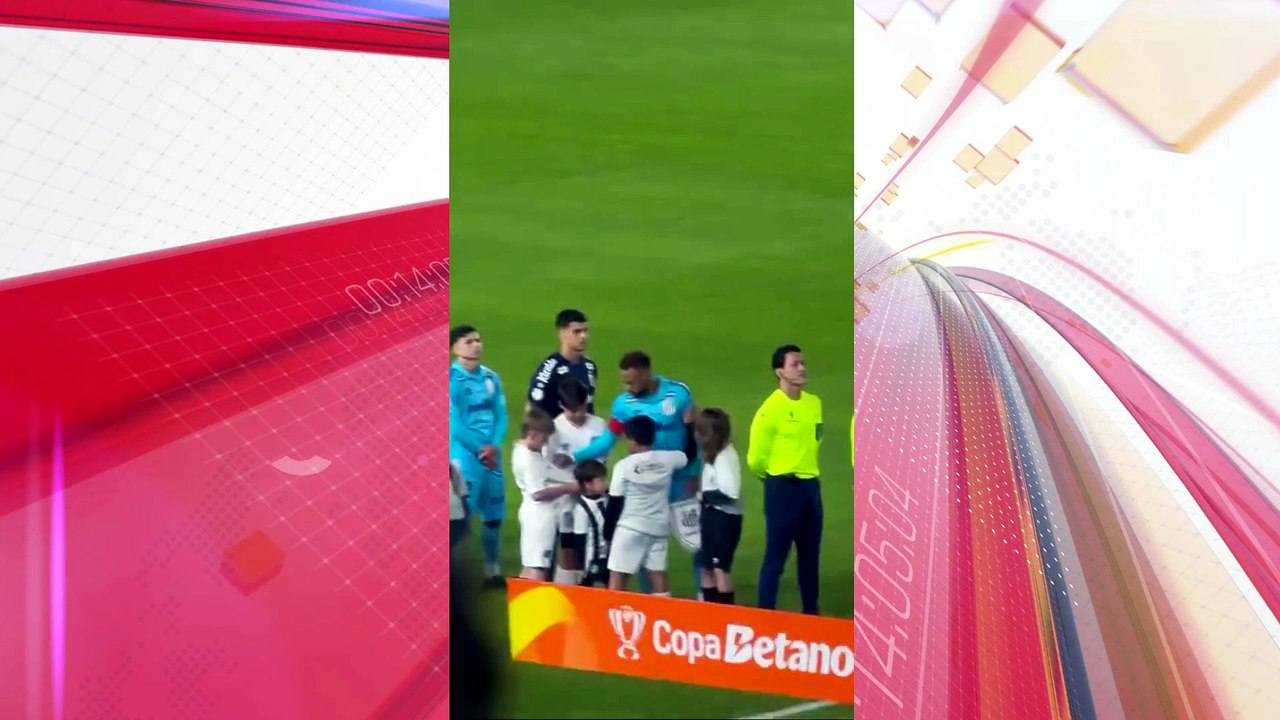 Timidez impede garoto de pedir autógrafo a Neymar em Curitiba