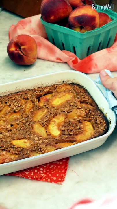 How to Make Peach Baked Oatmeal