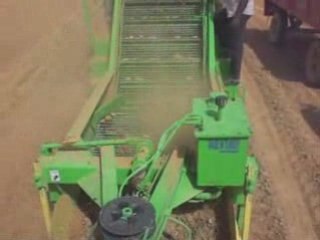 Potato Harvester (Trailer Loader) Machine
