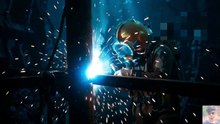 दुनिया की सबसे खतरनाक नौकरी — Underwater Welder”