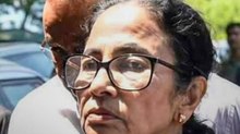पश्चिम बंगाल की पूर्व सीएम ममता बनर्जी पहली बार हाई कोर्ट में वकील बनकर पहुंचीं