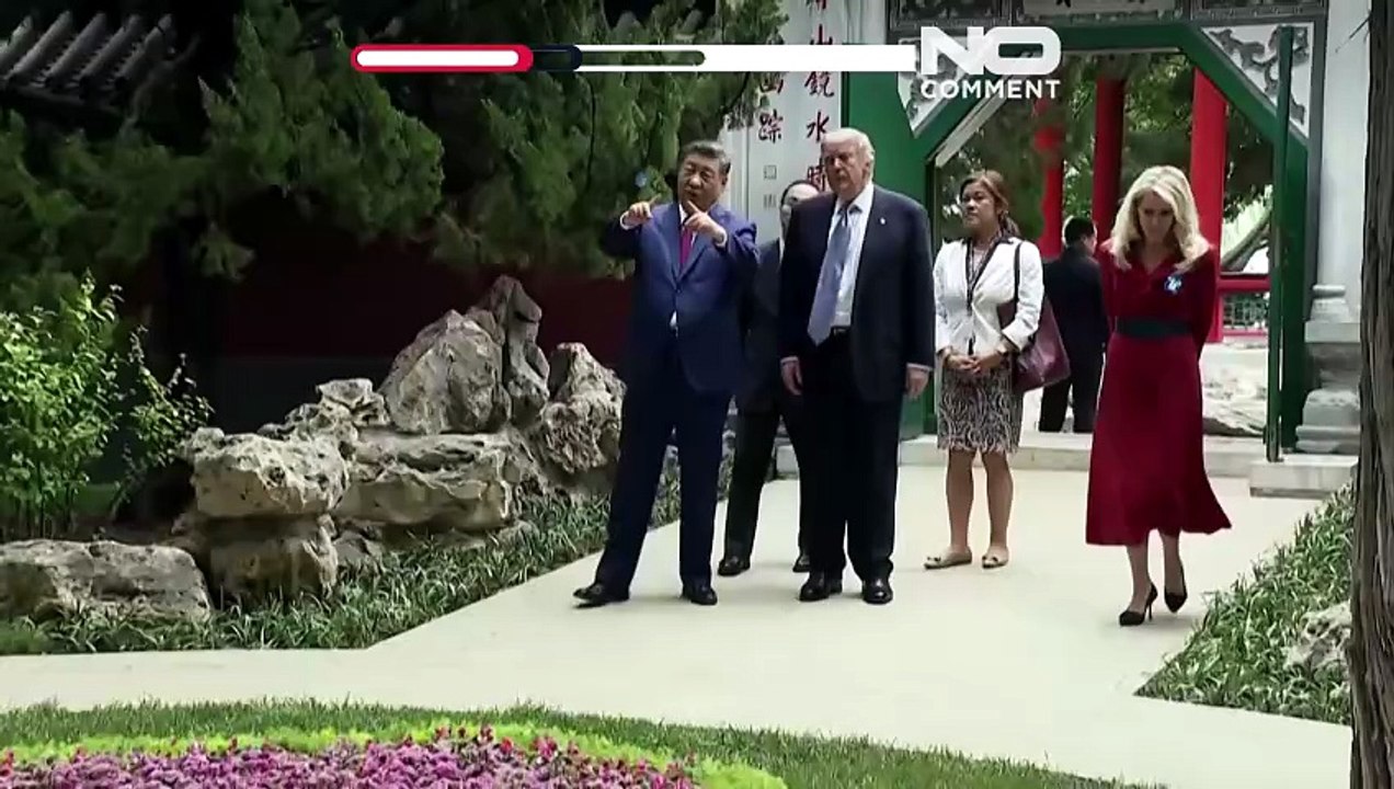 Xi lleva a Trump a pasear por los jardines secretos de Pekín