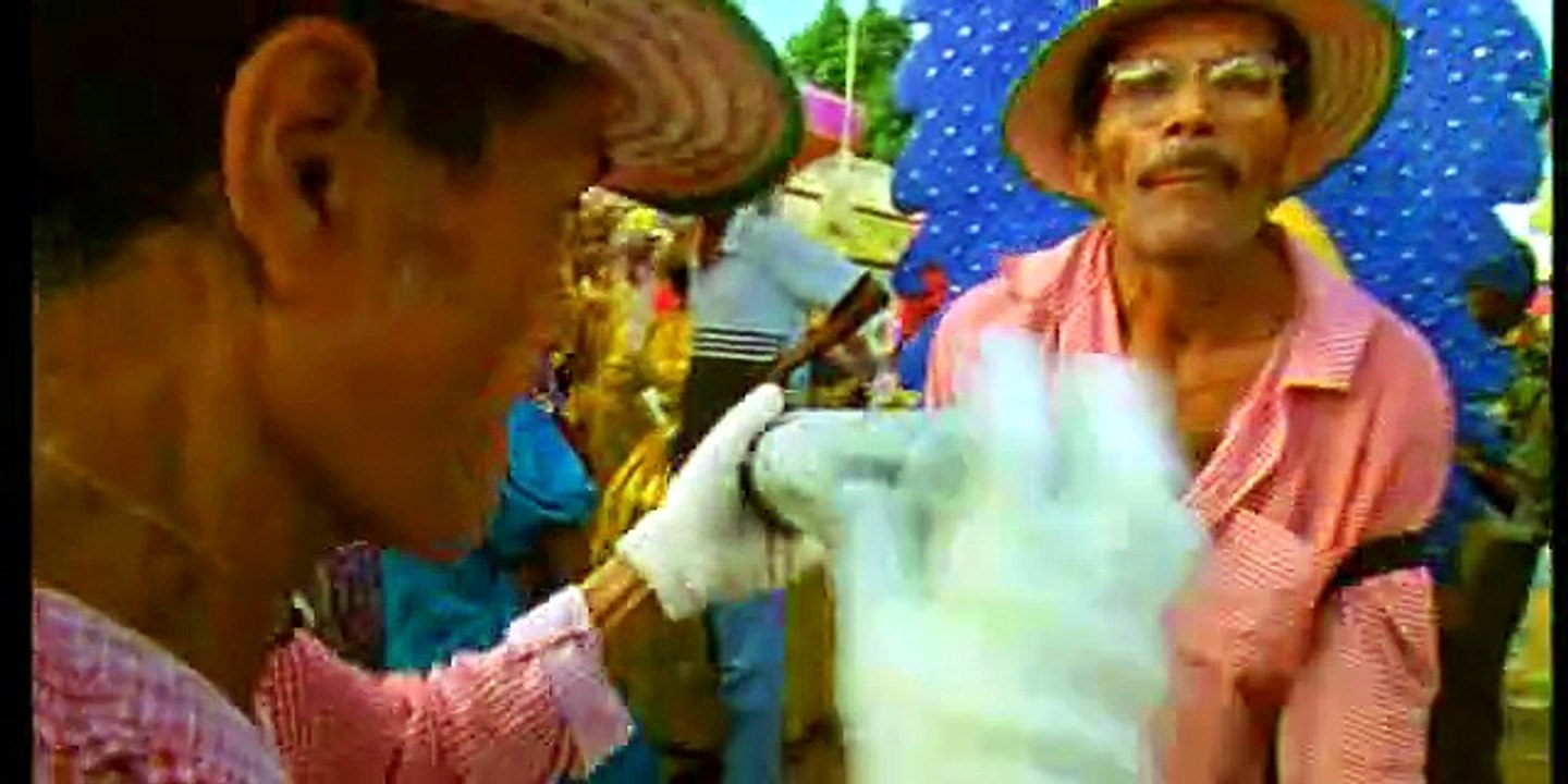 [Musica]   MORO NO BRASIL     (Mika Kaurismaki; Finlandia-Germania-Brasile; 2002)