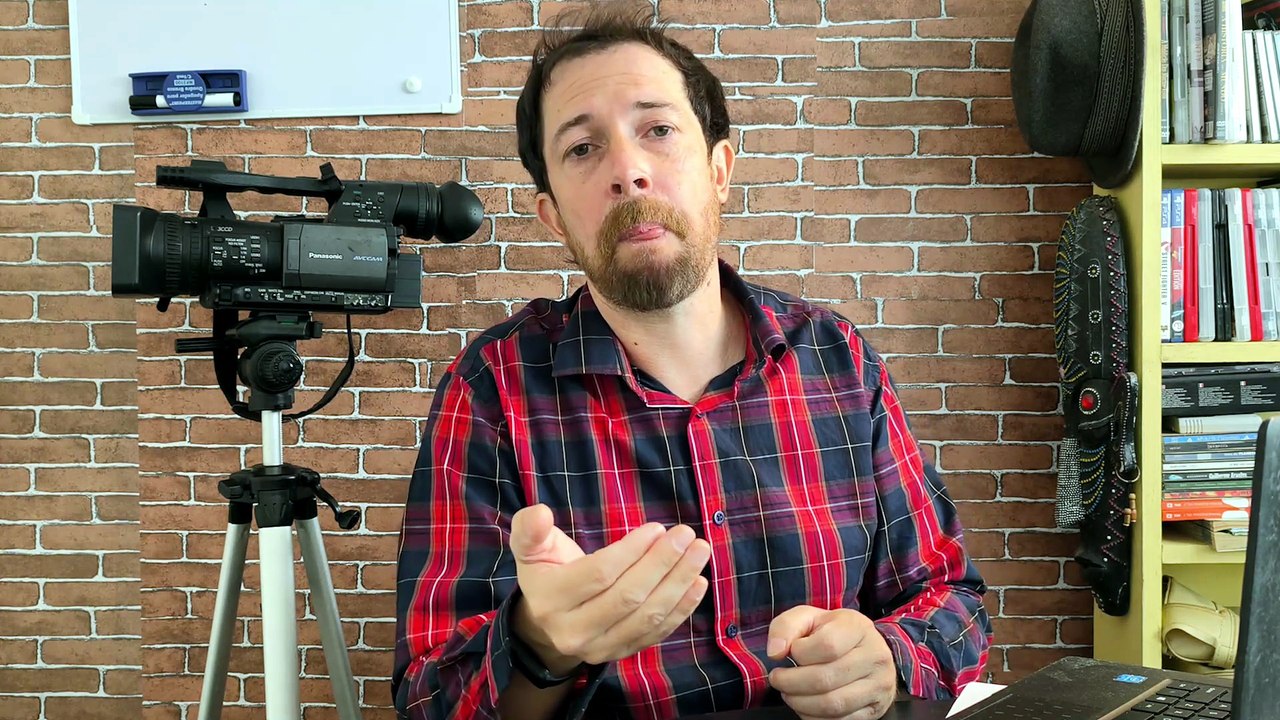 Cineasta contra bastidores de filme feito com IA emApucarana