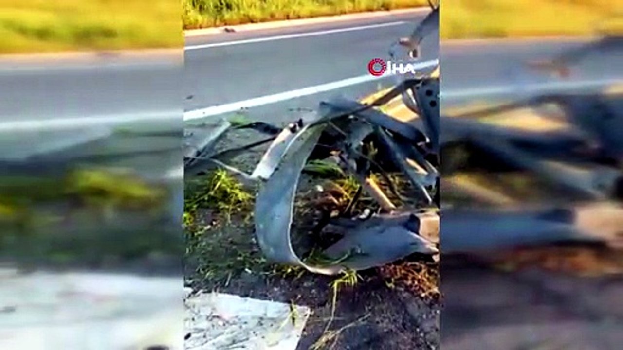 Lastiği patlayan yolcu otobüsünde can pazarı: Muavin kopan kapıdan aşağı uçtu