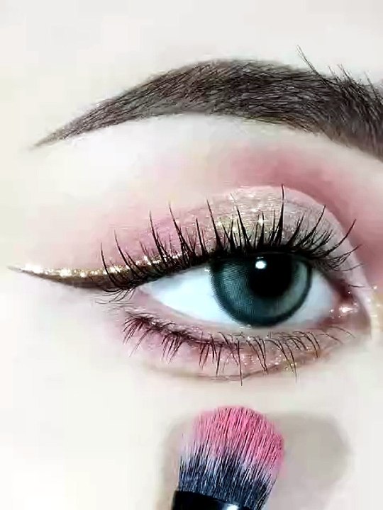 Simple & Elegant Eye Makeup Look