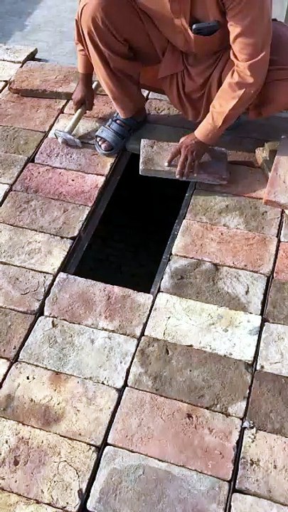 Tile roof tiles fix.
