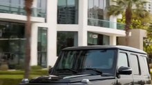 The 2026 Mercedes-AMG G 63 doesn’t enter the streets… it owns them.