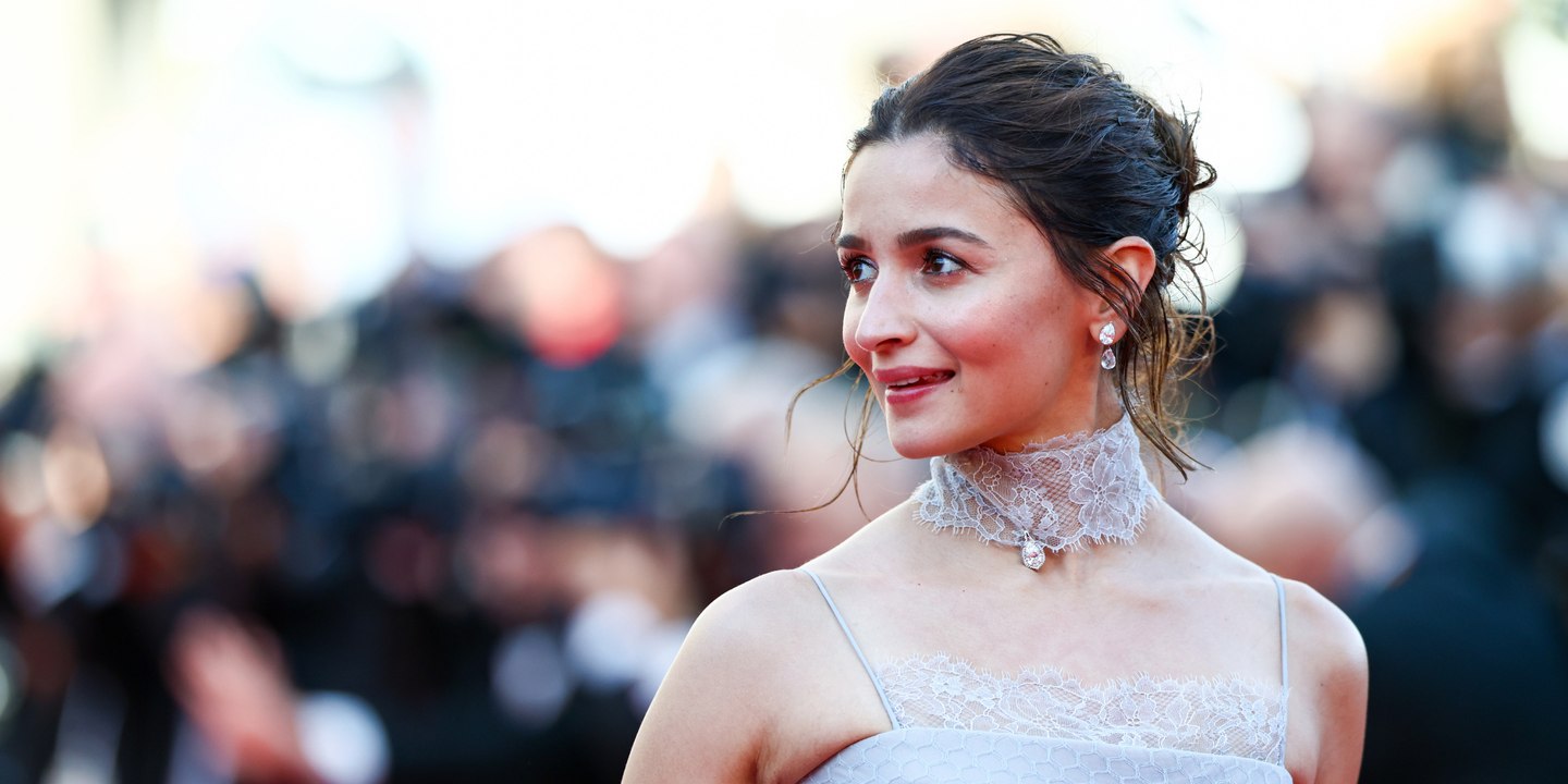 "Les femmes m’inspirent, devant ou derrière la caméra" : rencontre avec Alia Bhatt, sensation du Festival de Cannes 2026