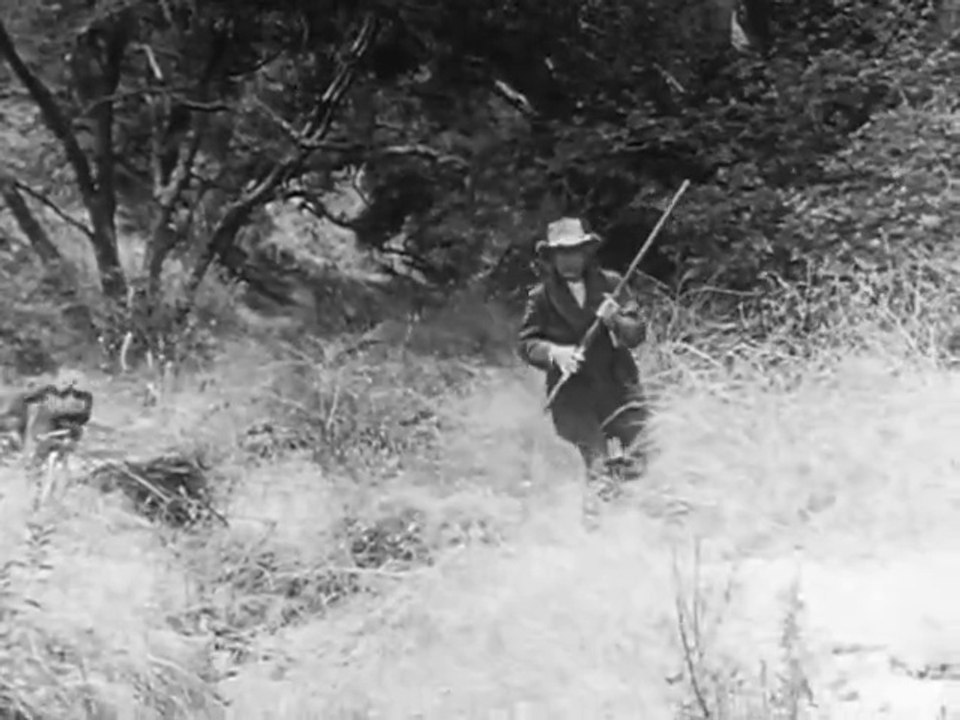 The Beverly Hillbillies    s01e18-jed-saves-the-drysdales-marriage