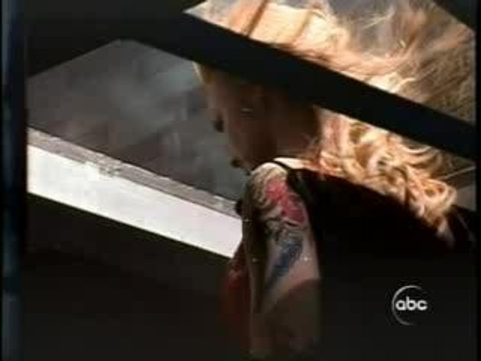 Britney Spears - Toxic (live)