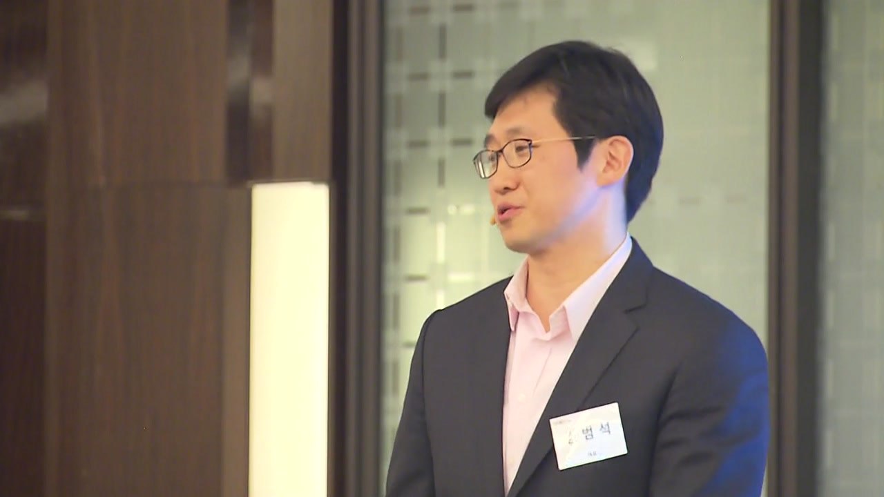 법원, '쿠팡 김범석 동일인 지정' 공정위 처분 효력 직권 정지 / YTN