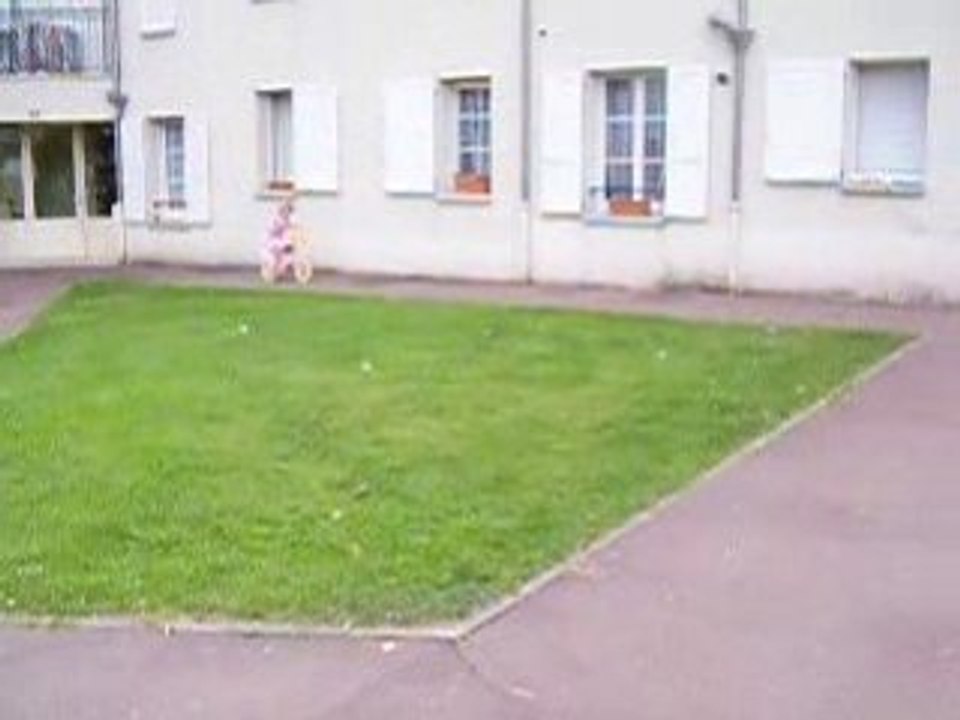Alexane 4 ans vélo sans petite roue