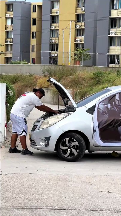 Car prank the man running behind