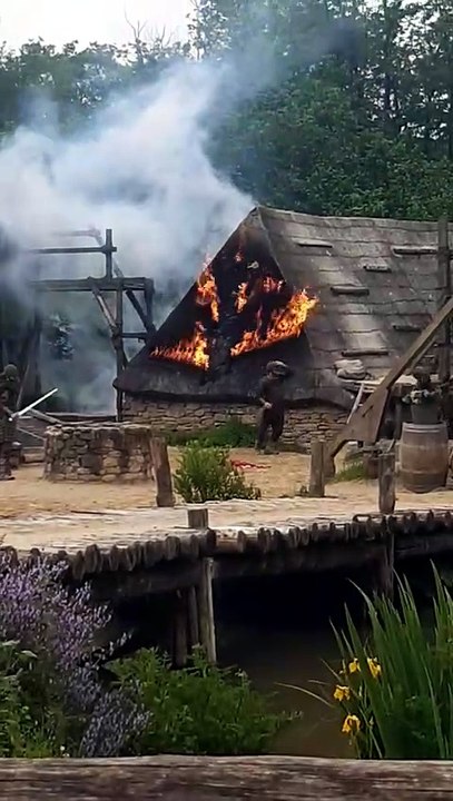 LE PUY DU FOU Les Vikings (1)