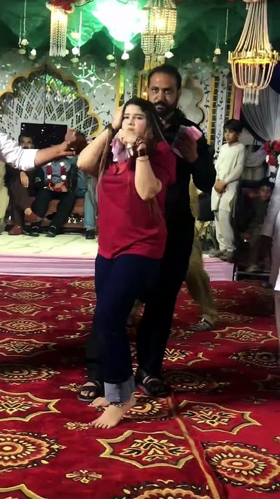 New Dance Parformus Urwa Khan