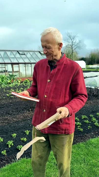 Nouveau livre : Grow Together – Associations et cultures mixtes pour un potager plus productif