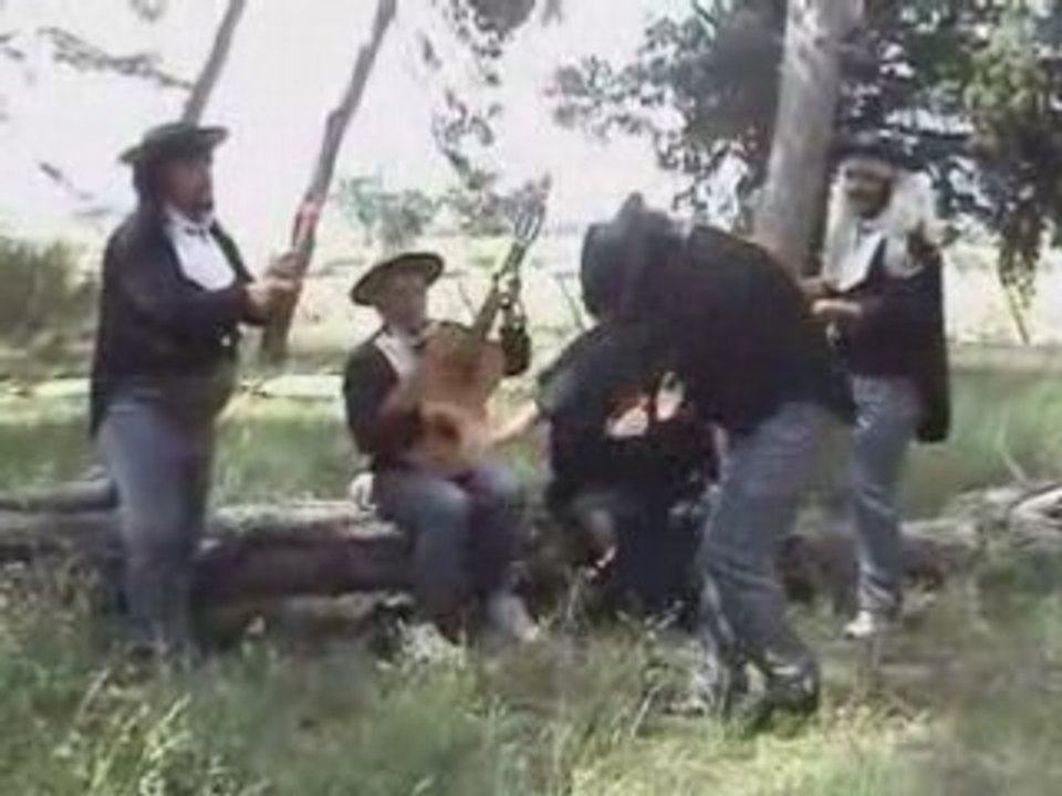 Los BISITADOS 3 . (ENFIN DISPONIBLE)