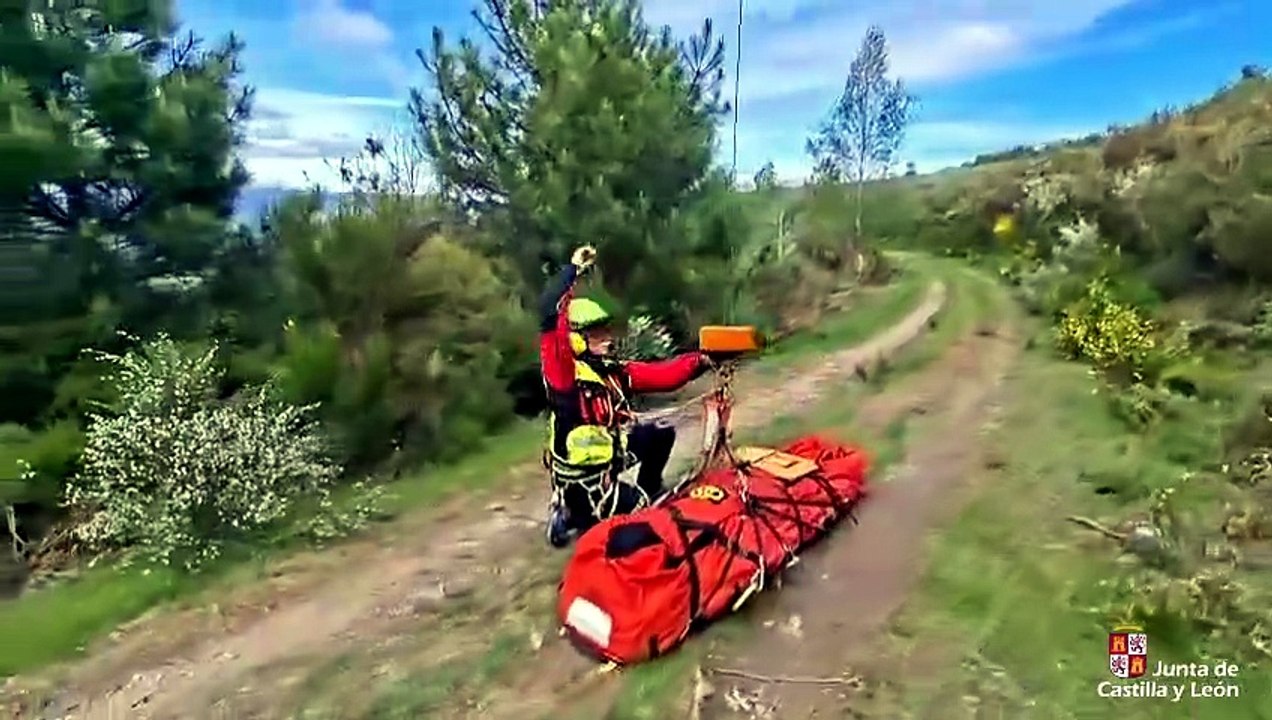 Rescate de altura de un montañero herido en León