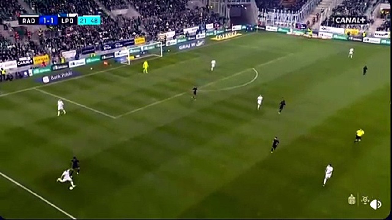Luis Palma anota su noveno gol en la Liga de Polonia