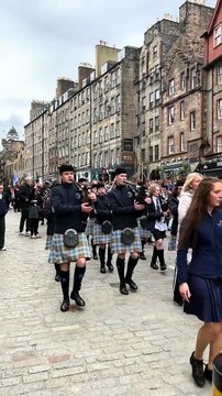 Scotland the Brave - Falkirk Schools Pipe Band at the Edinburgh Tartan Parade! #bagpipes #Scotland #falkirk 20 38 13 #pipingbairn #edinburgh