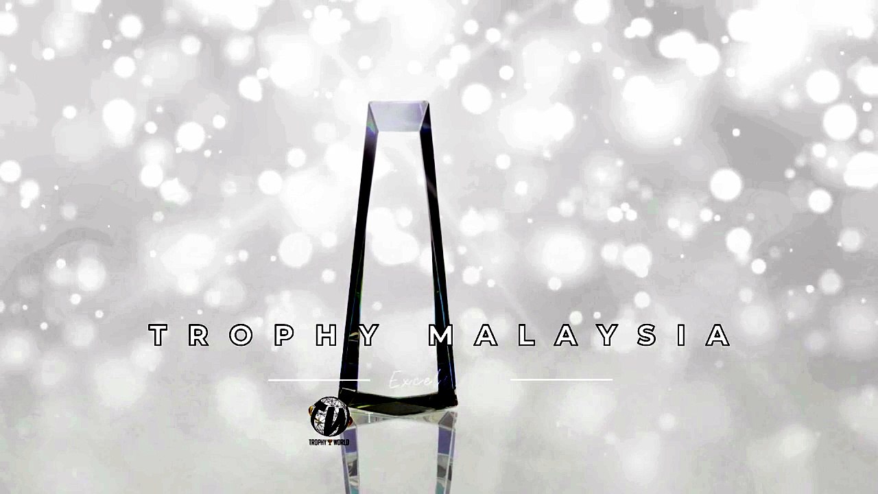 Premium Crystal Trophies at Trophy-World Malaysia | Custom Trophies & Plaques Supplier