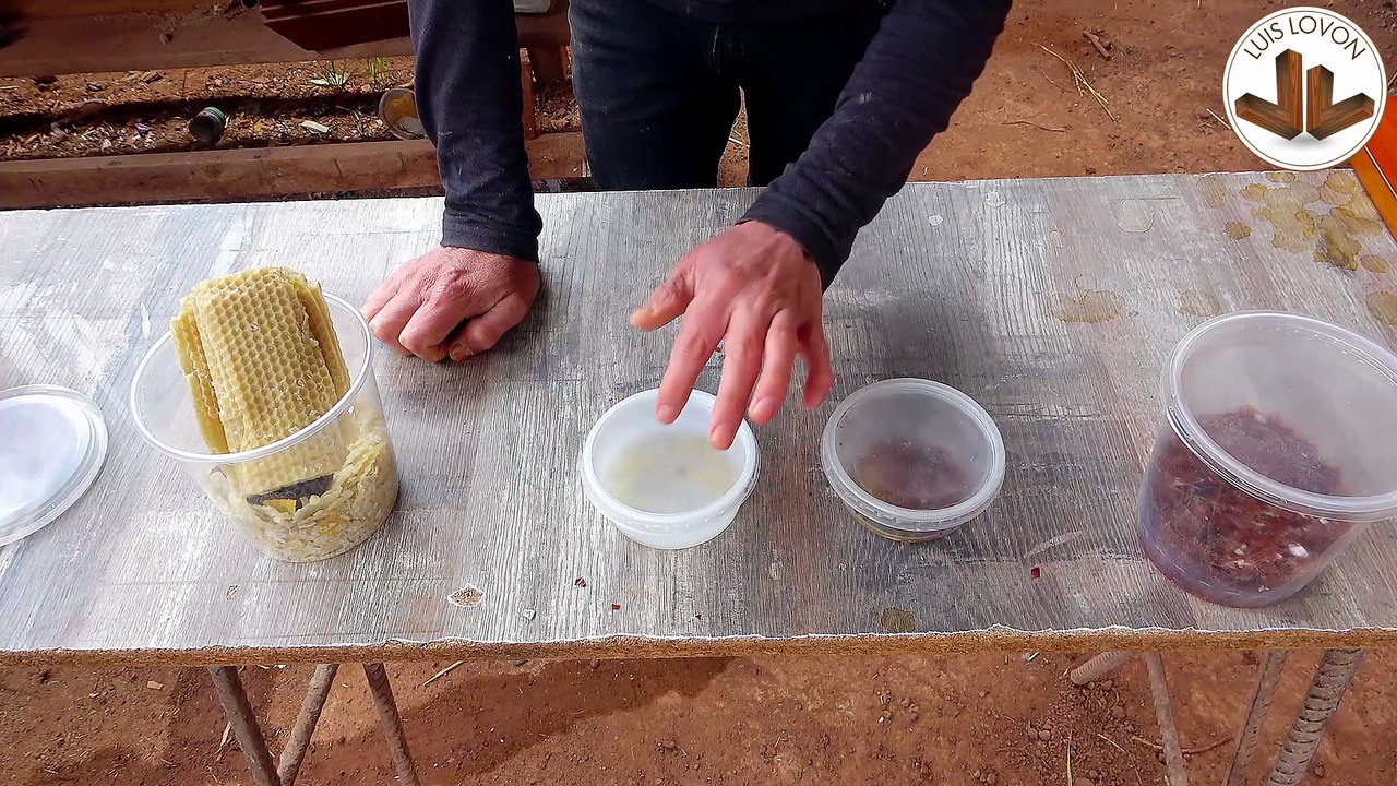 CERA DE ABEJAS Y GOMA LACA: BARNICES NATURALES PARA MUEBLES, DIFERENCIAS Y PARENTEZCOS CURIOSIDADES
