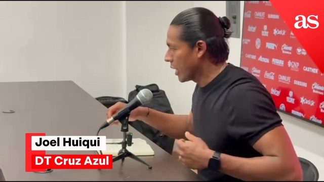 Huiqui presume poner orden el Cruz Azul tras la salida de Larcamón