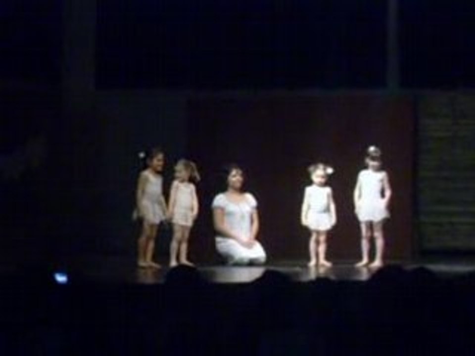 Flora et ses flocons de neige...