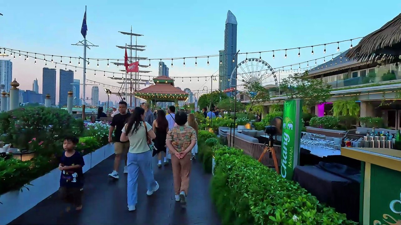 asiatique-riverfront-bangkok-4k.mp4