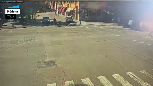 Víctimas y testigos narran el atropello: La aplastó contra el escaparate