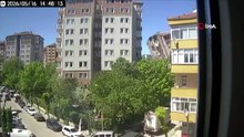 İstanbul'da yürekleri ağza getiren görüntüler: Kentsel dönüşüm yıkımında 12 katlı bina böyle çöktü!