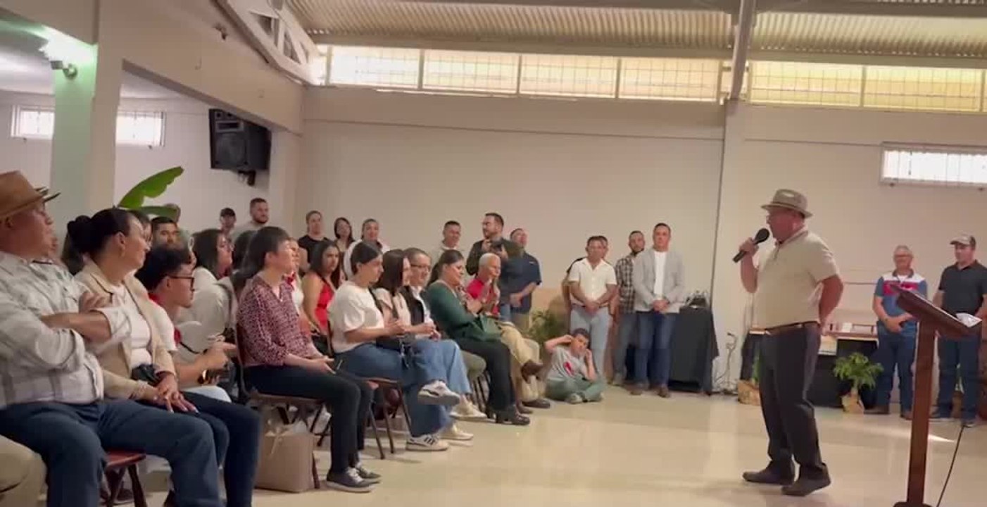 mqn-tras-mas-de-un-siglo-de-tradicion-cafetalera-familias-de-el-guarco-lanzan-la-primera-marca-colectiva-de-cafe-en-costa-rica-180526