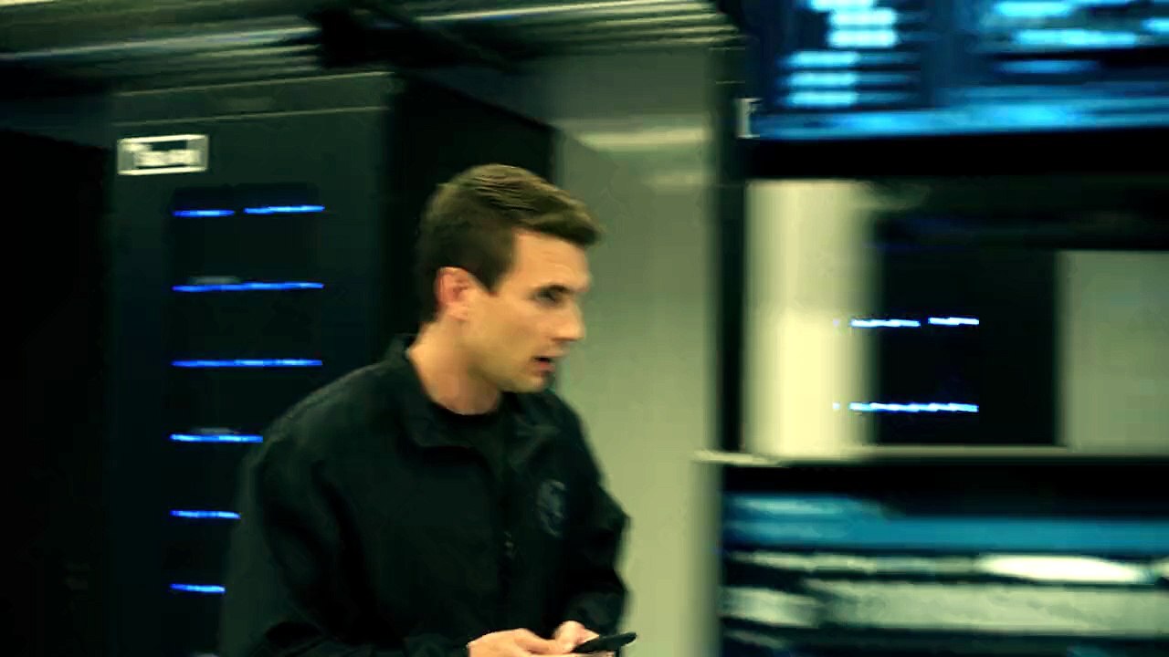 S W A T S02 E01 in english season 2 episode 1