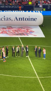 La despedida de Godín a Griezmann sobre el césped del Metropolitano: la voz de todos los rojiblancos