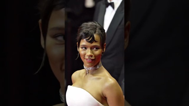 ✨ Taylor Russell et Jung Ho-yeon sur le tapis rouge du Festival de Cannes pour la montée des marches