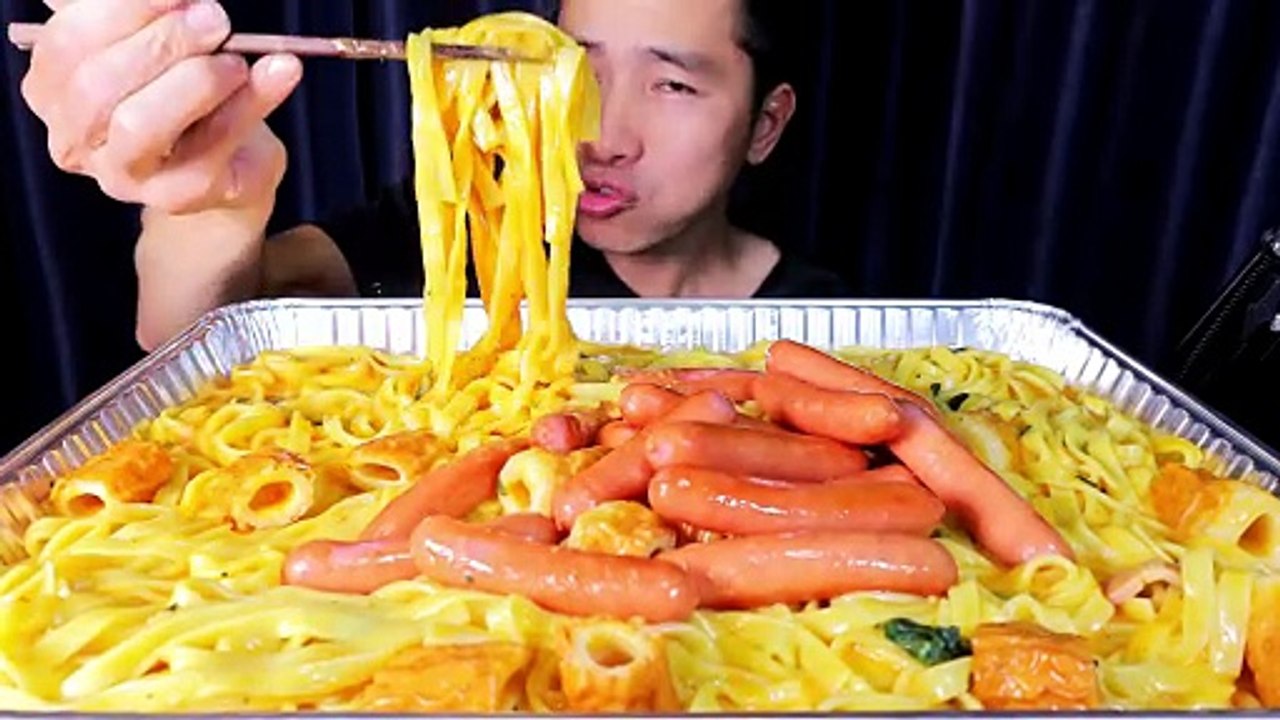 eating a whole giant creamy pasta skillet ... will l regret this ?
