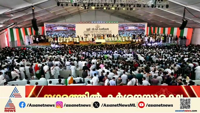 മുൻ മുഖ്യമന്ത്രി പിണറായി വിജയൻ സെൻട്രൻ സ്റ്റേഡിയത്തിൽ സത്യപ്രതിജ്ഞ ചടങ്ങിനെത്തി