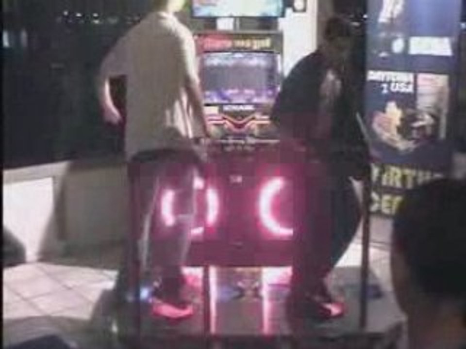 [DDR-Fans] McFLy & Wolfi 2002 (EndOfTheCentury)