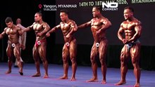 Бодибилдеры демонстрируют мышцы на чемпионате Юго-Восточной Азии