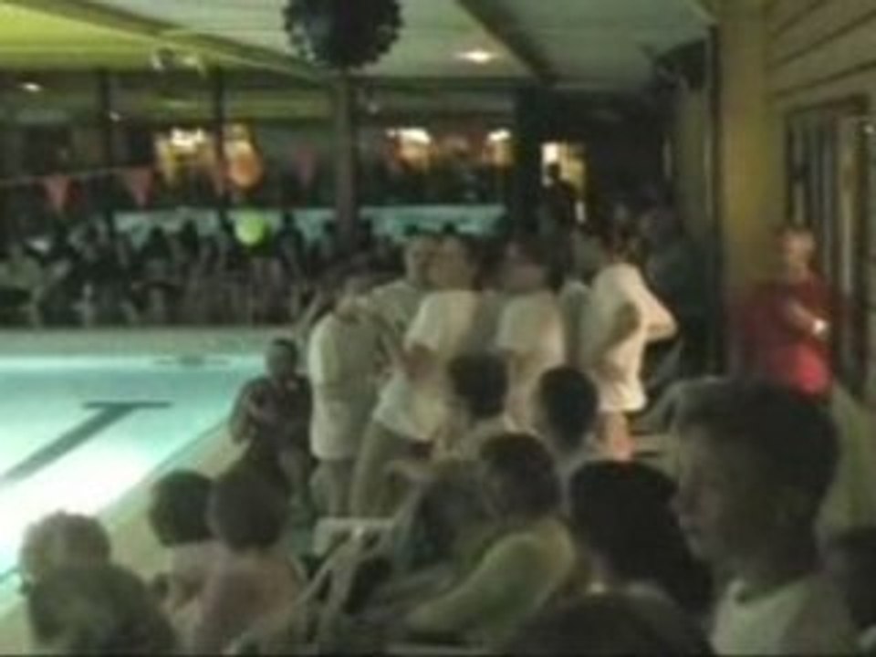 Surprise-delphides2008