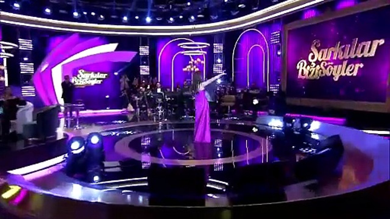 Ebru Yaşar - BU SAHİLDE