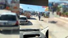 Yolun karşısına geçemeyen yaşlı kadının yardımına zabıta koştu, o anlar kamerada