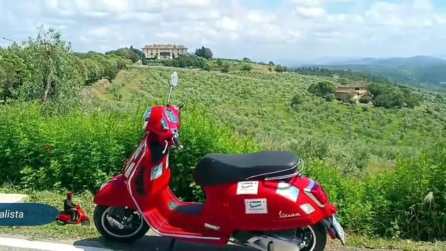 Vespa compie 80 anni, quarta tappa del tour del Tirreno ad Artimino tra ulivi, vigneti e la villa dei Cento Camini